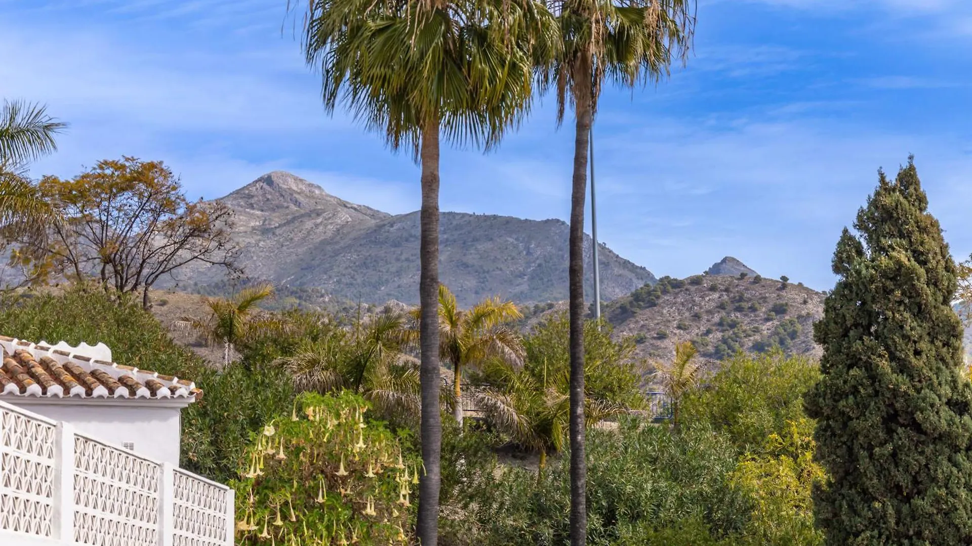 Rabat 2 Oasis Properties Nerja 0*,