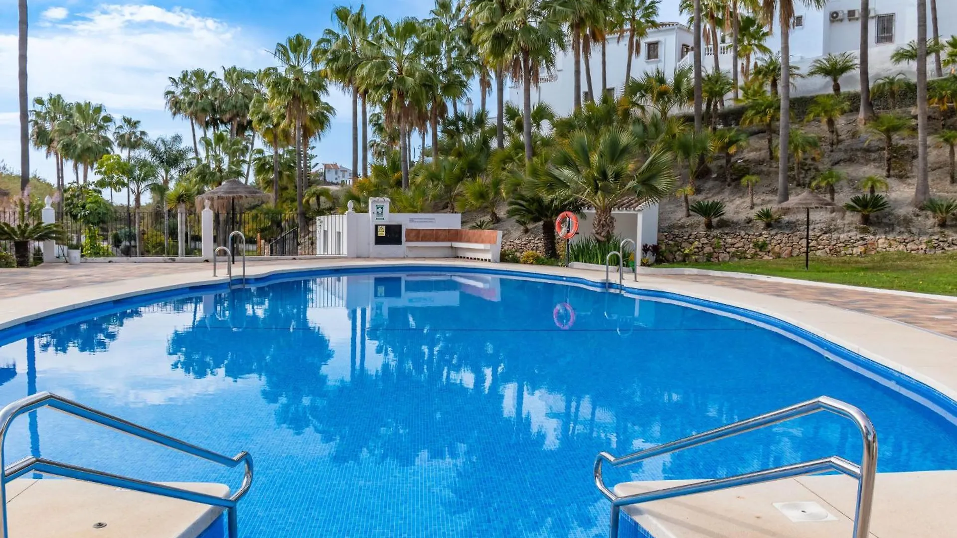 Apartment Rabat 2 Oasis Properties Nerja