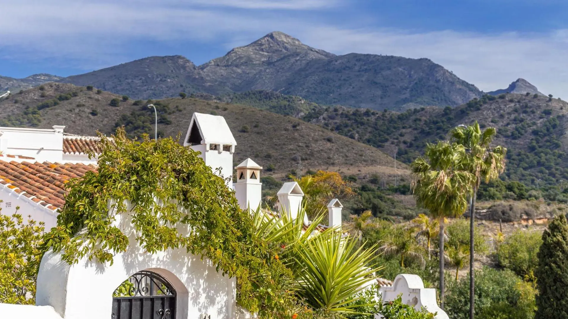 Rabat 2 Oasis Properties Nerja Spain